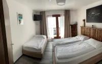 La Irmania Pension - balcony