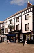The New Inn by Roomsbooked