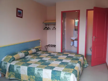 Tour Hôtel Отели в г. Сиврак-ан-Медок