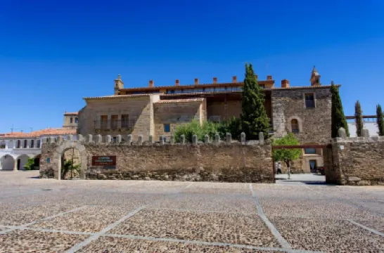 호텔 4성급 푸엔테 데 알코네타르  호텔