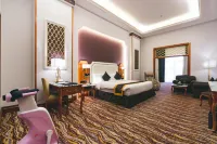 Iridium Hotel