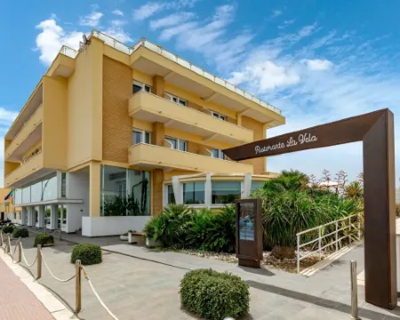 Hotel Miramare Hoteles en Latina