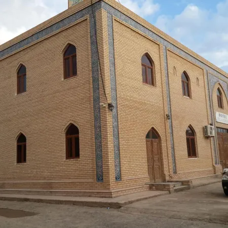 Islambek Hotel & Travel