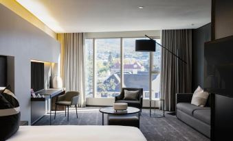 The Capital 15 on Orange Hotel & Spa