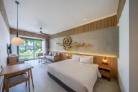 The Wave by Matahari Hospitality Management Отели в г. Бали