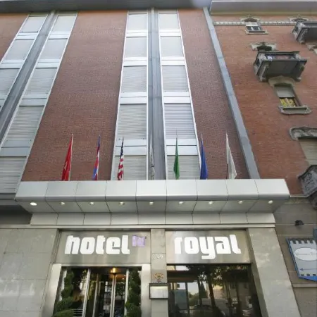 Hotel Royal Torino Centro Congressi Отели рядом с достопримечательностью «Стадион «Альянц Ювентус»»