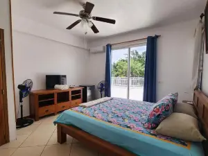 La Maison Orange
