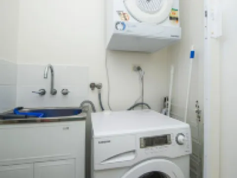 Beachside Magnetic Harbour Apartments Hotels in Nelly Bay