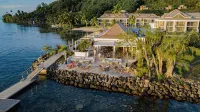 Cook's Bay Hotel & Suites Hotels in Te'avaro