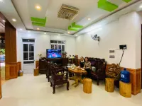 Viet Hoang Hotel Bao Lac Hotels in Hồng Trị
