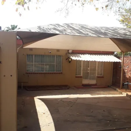 Protea Park Self Catering Guesthouse