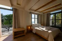 Panellinion Luxury Rooms Hotels in Kalamata