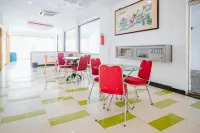 RedDoorz Premium at Hotel T-One Jambi Hotels in Pasar Jambi