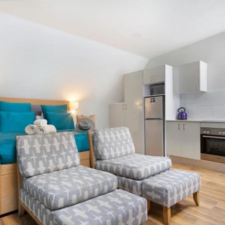 Urban Oasis Aparthotel Отели рядом с достопримечательностью «Grand Parade»