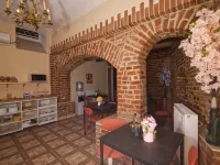 Maison BERTHELOT Hotels near كوتروسيني