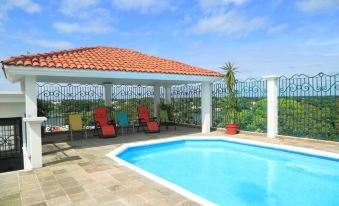 Hotel & Suites Real del Lago