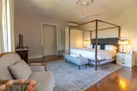 Sweetfield Manor Hotels in 