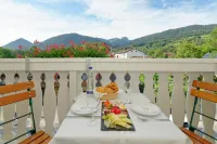 Hotel Bayerisch Meran Hôtels à : Irschenberg