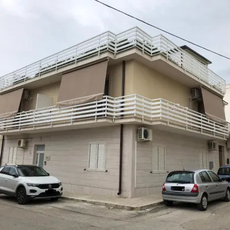 Maison Bijou Guest House