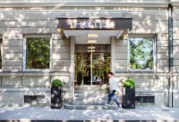 Parkhotel Traunstein فنادق في NuBdorf