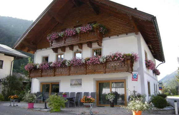 費力恩新特斯酒店