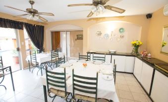 Loerie Guesthouse