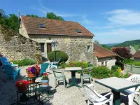 Le Cottage du Château Hotels in Pouilly-en-Auxois