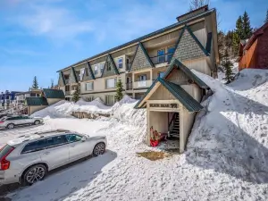 461 Northwest Passage 205