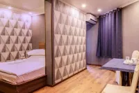 Salut Hotel