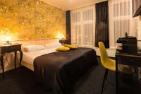 Hotel Café Restaurant de Posthoorn Hotels in Dokkum
