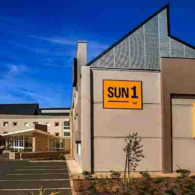 Sun1 Southgate Hotel Exterior