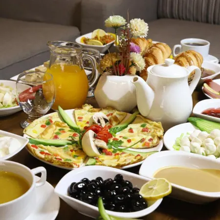 Paris Plaza Hotel