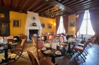 Chateau de Pray Hotels in Mosnes