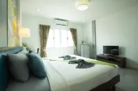 White Monkey Guesthouse Hoteller i Khlong Kra Saeng