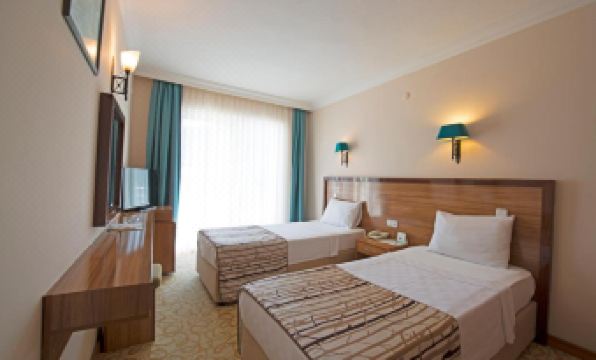 Green Nature Resort and Spa