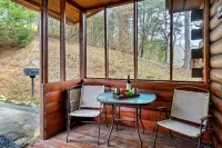 Love Shack Отели в г. Севьервилл