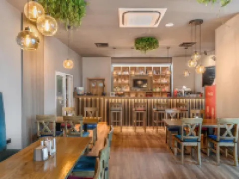 ヴェガ ホテル ガラツのホテル