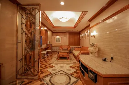 Hotel ShaSha Toyonaka (Adult Only) Отели рядом с достопримечательностью «Osaka University Toyonaka Campus»