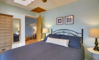 Boat Dock & Private Beach: Lake Mary Retreat!
