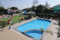 Cosmos Resort Maliblu Отели в г. Лохар Пайпалья