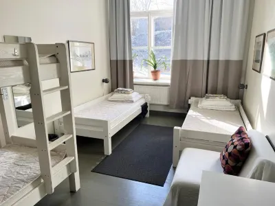 Hostel Suomenlinna Отели рядом с достопримечательностью «Суоменлинна»