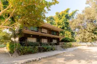 Bel-La Monde Riverside Jim Corbett - "A Unit of Luxe Opera Hotels & Resorts" Hôtels à : 