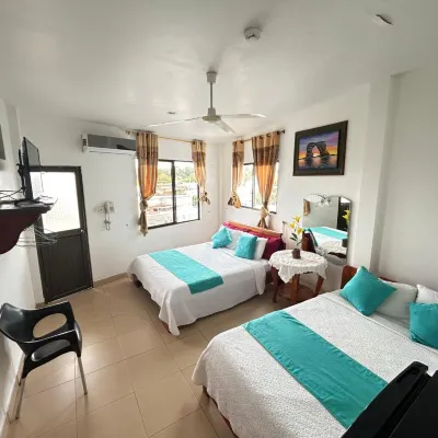 Hostal Sir Francis Drake Hotels near Astrea