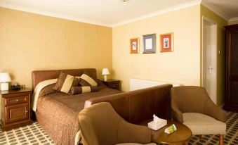 Raven Hotel by Greene King Inns