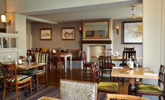 Red Lion Hotel by Greene King Inns