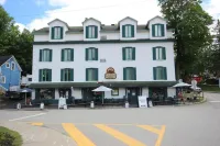Auberge la Chocolatiere Hotels in Ayers Cliff