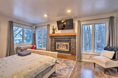 Coastal-View Apartment Near Downtown Anchorage! فنادق في 