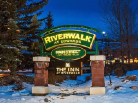The Inn at Riverwalk Hotels in Edwards