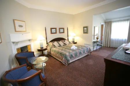 Darcy's Hotel