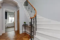 Dollar Apartments-41 Bridge Street - Parkplatz